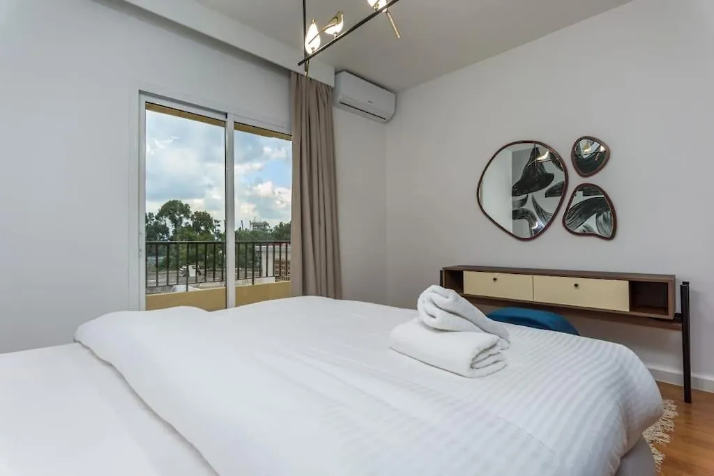 Perla'S 2-Br Apt In Mar Mikhael Beirute