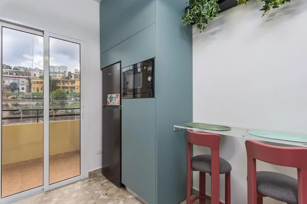 Perla'S 2-Br Apt In Mar Mikhael Beirute Apartamento